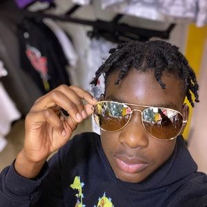 Meet your Posher, Chayse